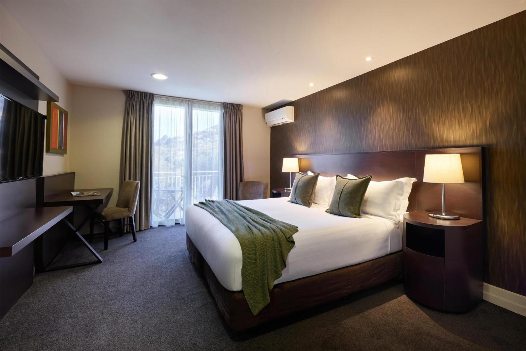 Deluxe Room,1771503434:JPEG